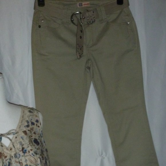 Comfortable Stretch Boot cut pants with a belt - Picture 5 of 11